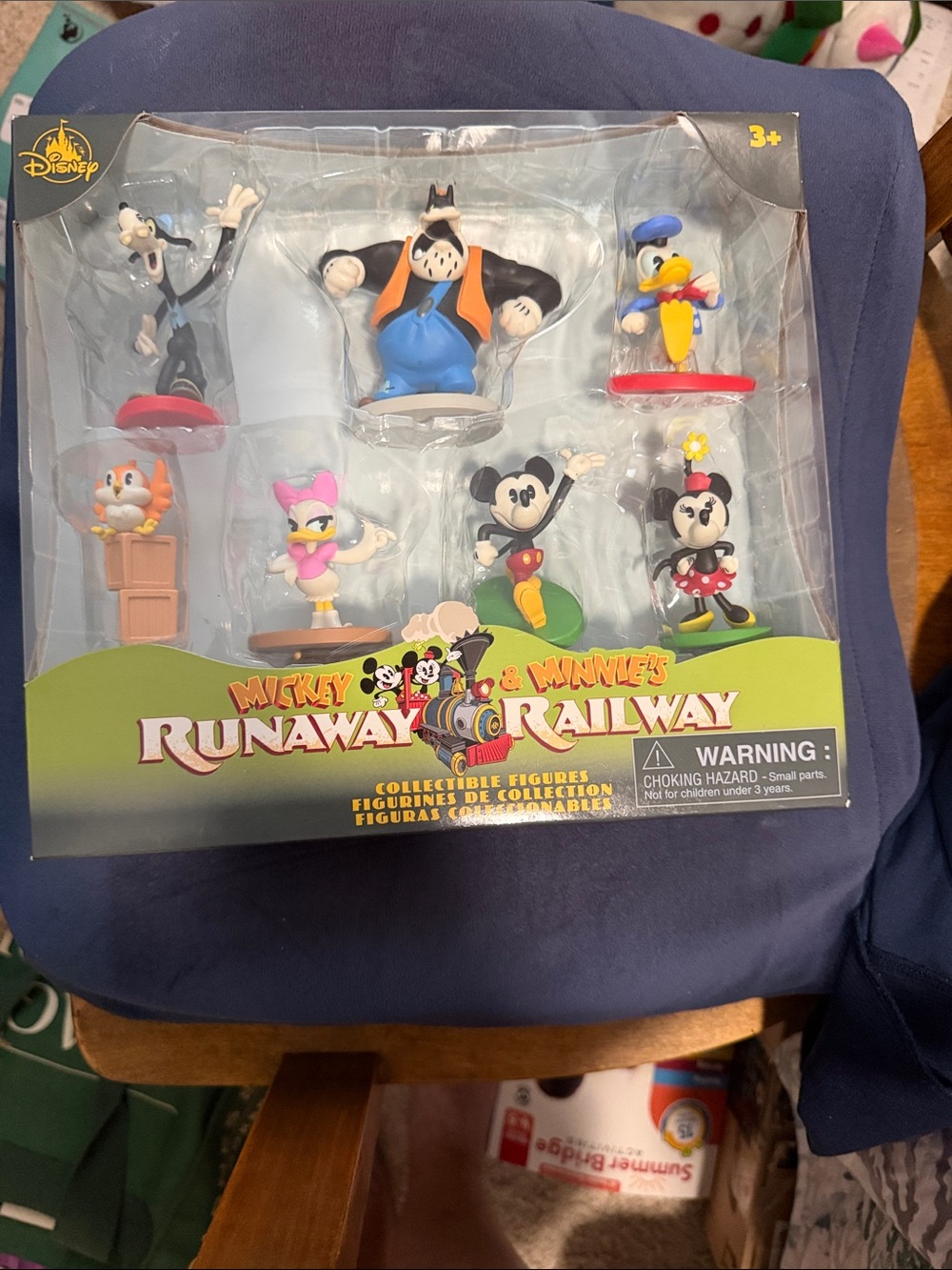 Disney Runaway Railway Figurine Set - Black, Red, Blue, Yellow, Pink, White